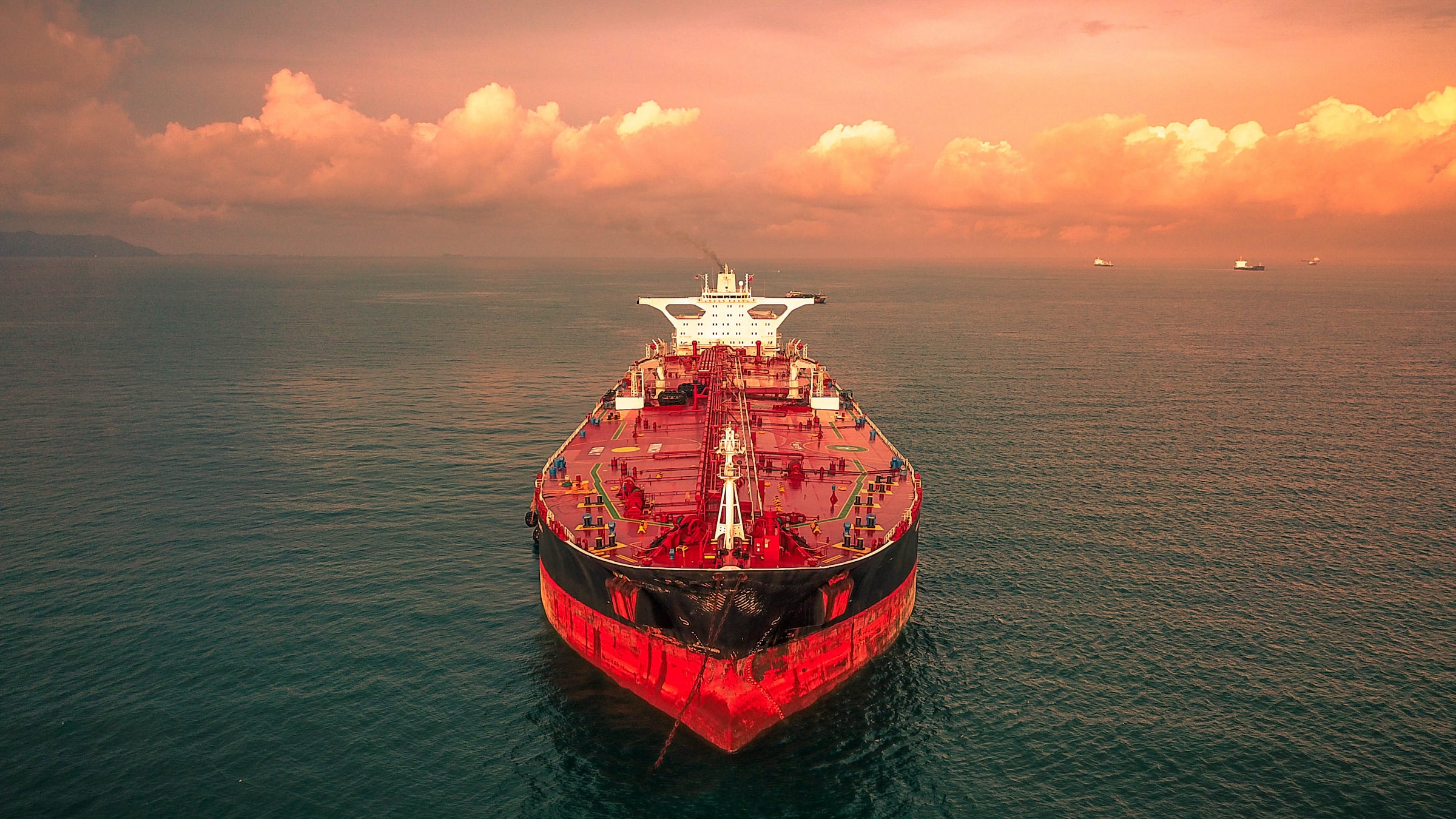 Voyage charter and time charter