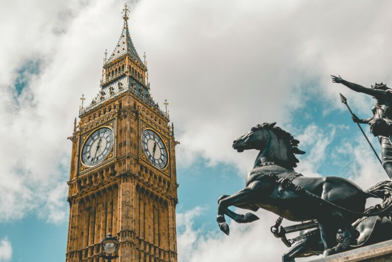 Arbitration ad hoc and arbitration in London